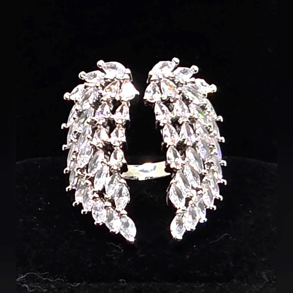 Silver Angel Wings Crystal Ring